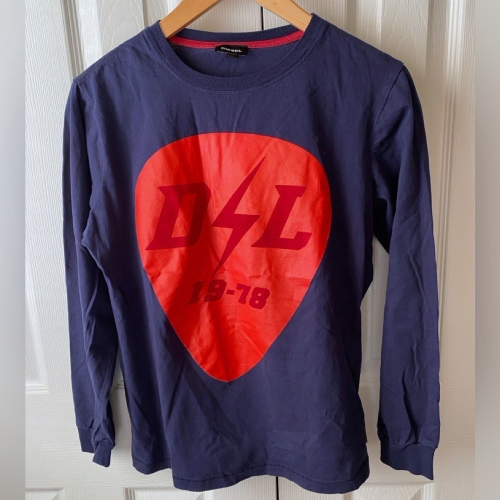 DIESEL Peacoat Blue/Red Guitar‎ Pick Graphic Long Sleeve Crewneck T-Shirt SZ S